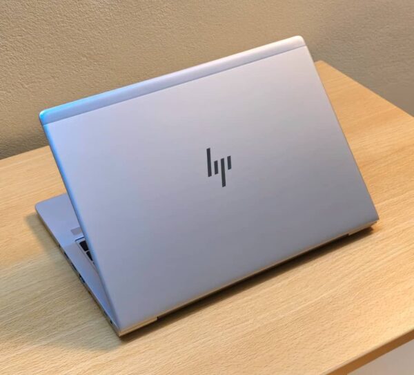 HP ELITEBOOK 840G6 – Image 3